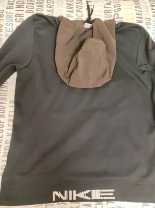 Sudadera Nike Negra y Marrón