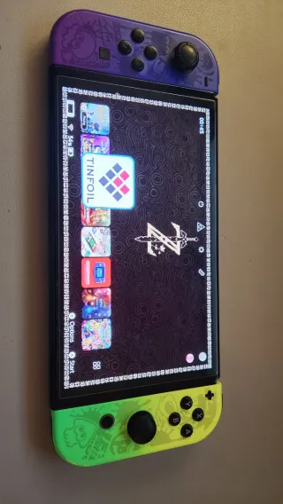 Combo Nintendo Switch OLED + Accesorios/Juegos