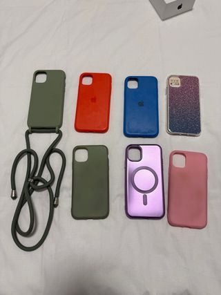 Fundas iPhone 11 Apple (Varias)