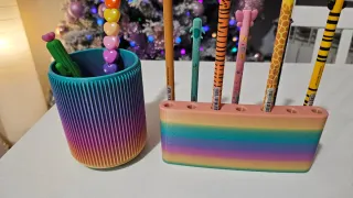 Set Barattolo + Espositore Portapenne Legami