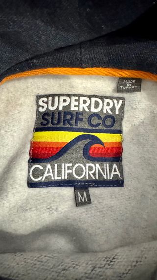 Sudadera Superdry con capucha