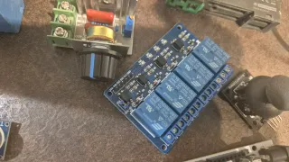 Arduino y Componentes Electrónicos