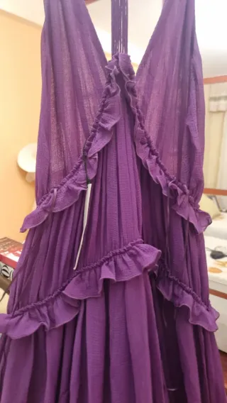 Espectacular vestido largo morado