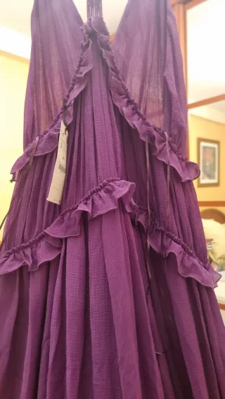 Espectacular vestido largo morado