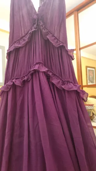 Espectacular vestido largo morado