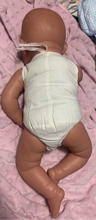 Muñeco bebé realista
