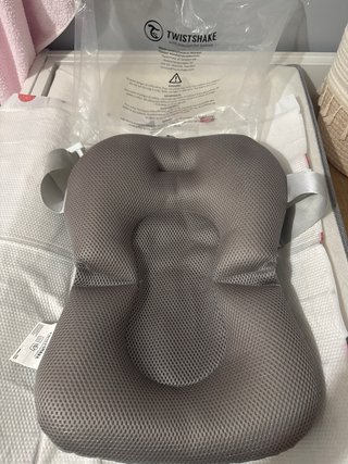 Bañera Twistshake plegable gris y blanca NUEVA