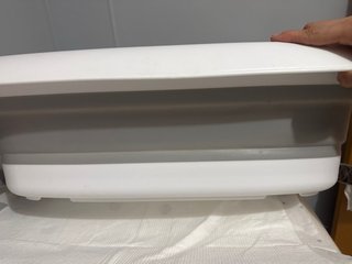 Bañera Twistshake plegable gris y blanca NUEVA