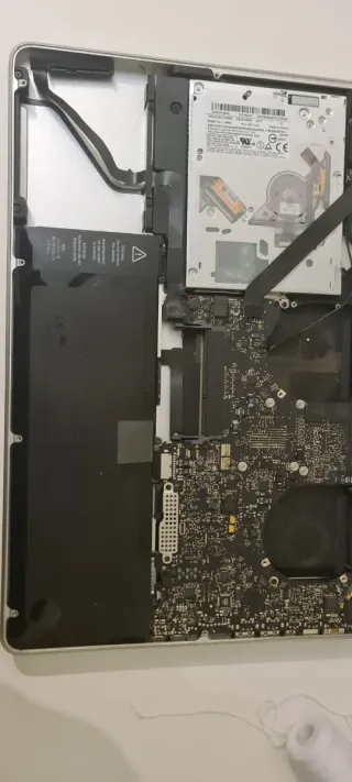 MacBook Pro A1286 Plata