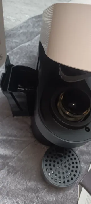 Cafetera Nespresso Vertuo Pop