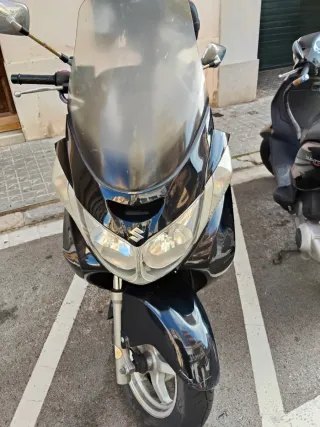 Suzuki Burgman 250 AN