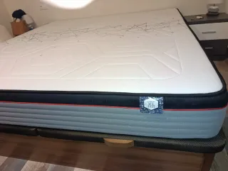 Colchón seminuevo 2x2