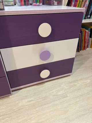 Habitación completa: armario, cama y cajonera