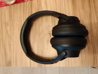 Auriculares Soundcore Q20i Negros