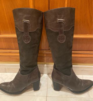 Botas de mujer gris oscuro