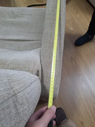 Sillón reclinable con reposapiés