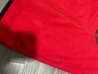 Nike Tech Fleece Roja