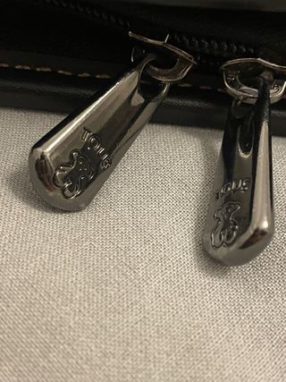 Maletín portapapeles Tous.