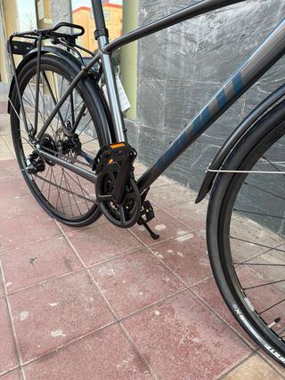 Giant Escape Disc Talla M Gris