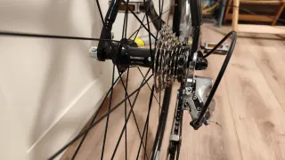 Bicicleta BH Speedrom 7.1 con cuadro de carbono