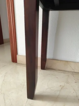 Aparador de madera oscuro Pieza de anticuario