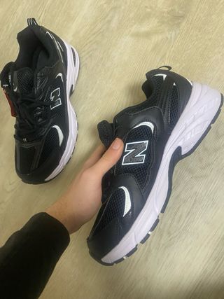 Zapatillas New Balance 530 Negras Blancas