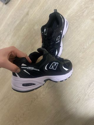 Zapatillas New Balance 530 Negras Blancas