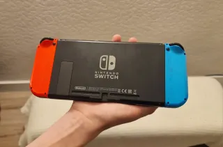 Nintendo Switch Completa + 9 Giochi