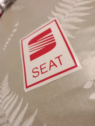 Pegatina Seat Roja