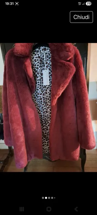 Pelliccia ecologica Gudi rossa