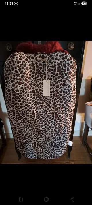 Pelliccia ecologica Gudi rossa