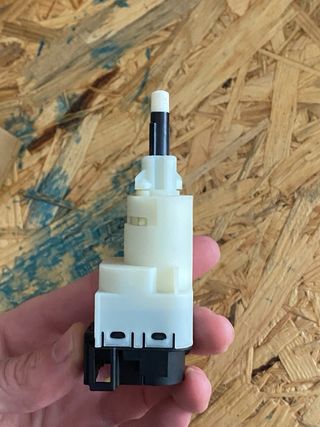 Interruptor embrague VW 7H0 927 189