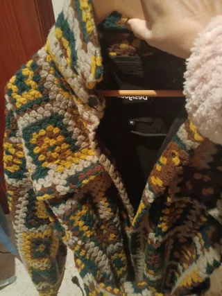 Abrigo Desigual Crochet Talla mediana