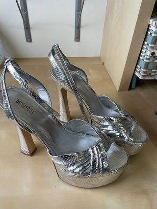 Sandalias Michael Kors T38 Plata