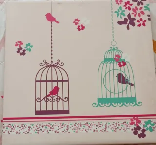 Conjunto funda nórdica, lámpara y cuadro a juego.