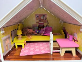 Casa de muñecas grande