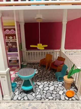 Casa de muñecas grande