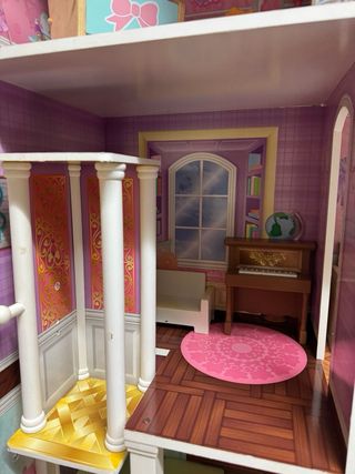 Casa de muñecas grande