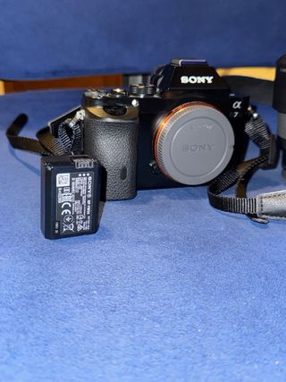 Sony Alpha 7 Cámara + Lente + Baterías