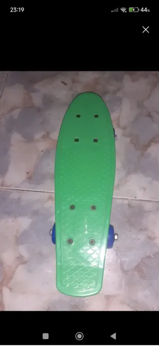 Lote de 4 patinetes nuevos