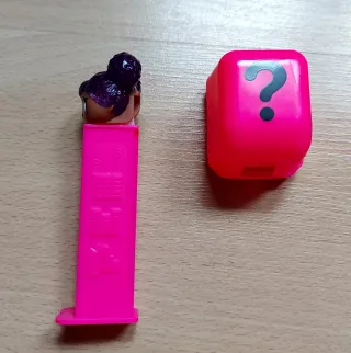 LOL Surprise Dispensador PEZ