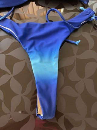 Bikini tonos azules