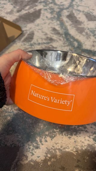 Comedouro Nature's Variety Laranja