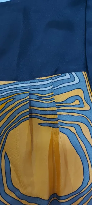 Camisa sin mangas con estampado abstracto