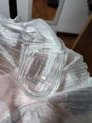 Juego 12 vasos vidrio mediano y pequeño