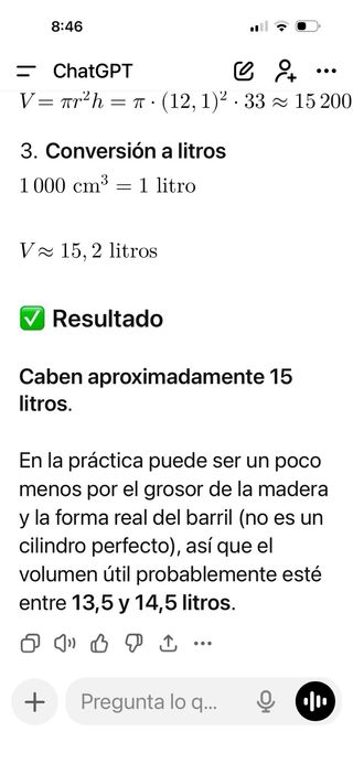 Barril de vino de madera con pie