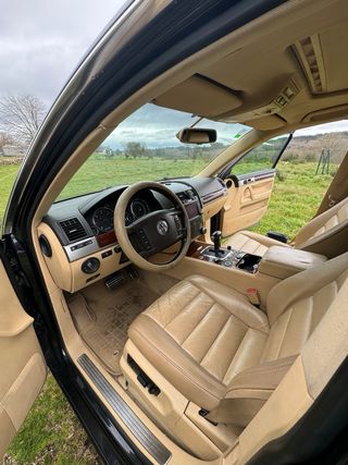 Volkswagen Touareg V10