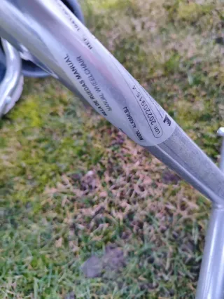 Silla de ruedas plegable