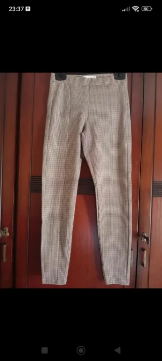 Pantalón niña talla 13-14, Zara.