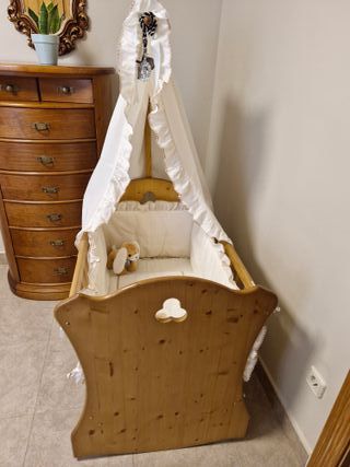 Minicuna con dosel y colchón